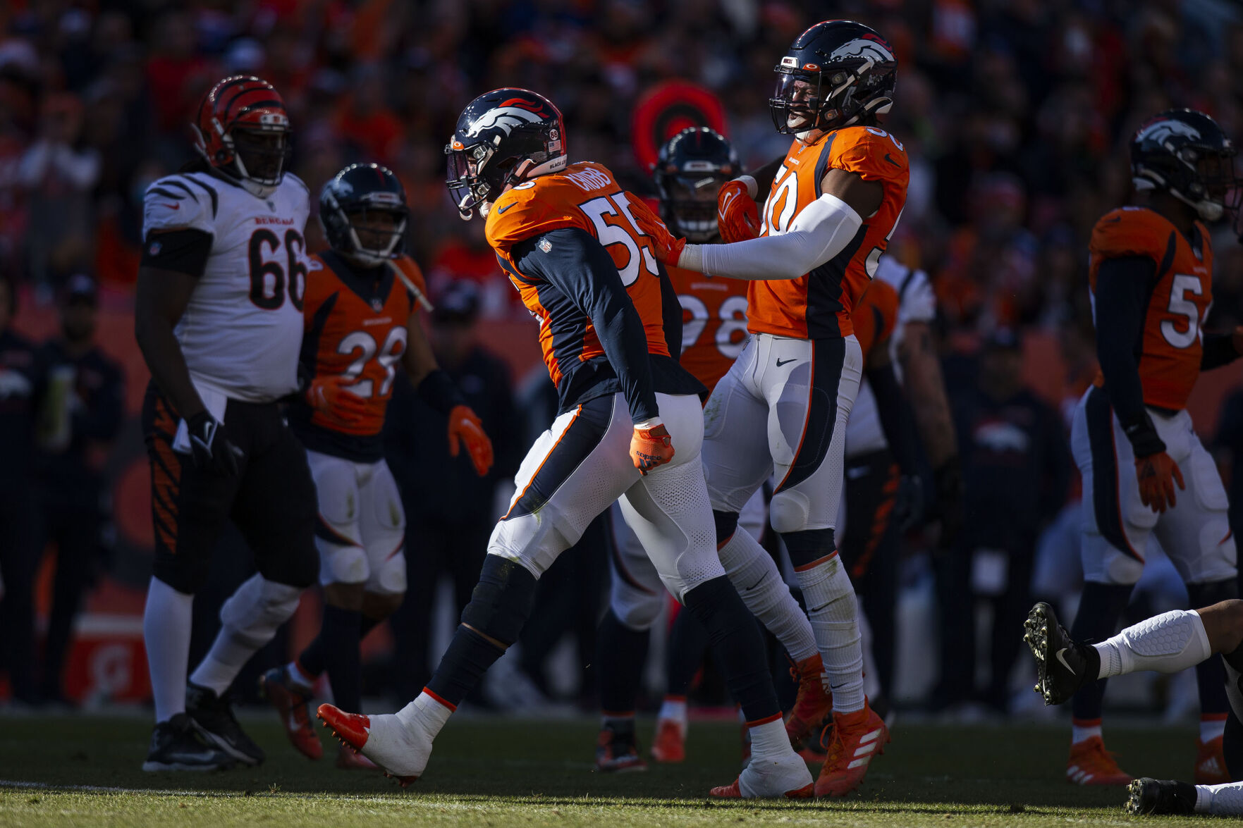 Broncos